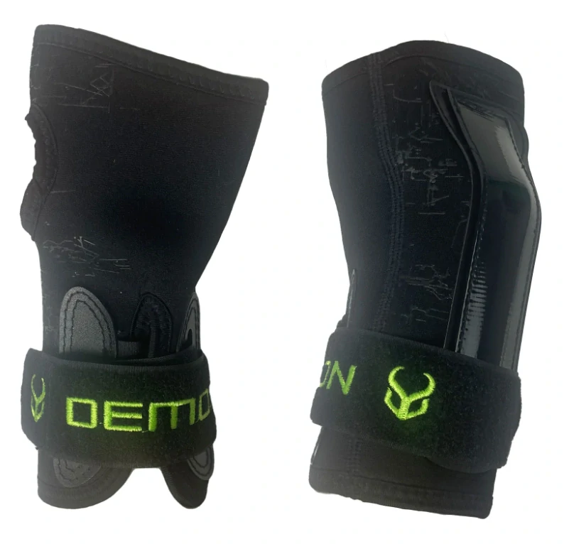 Chránič zápästia DEMON WRIST GUARD Uni